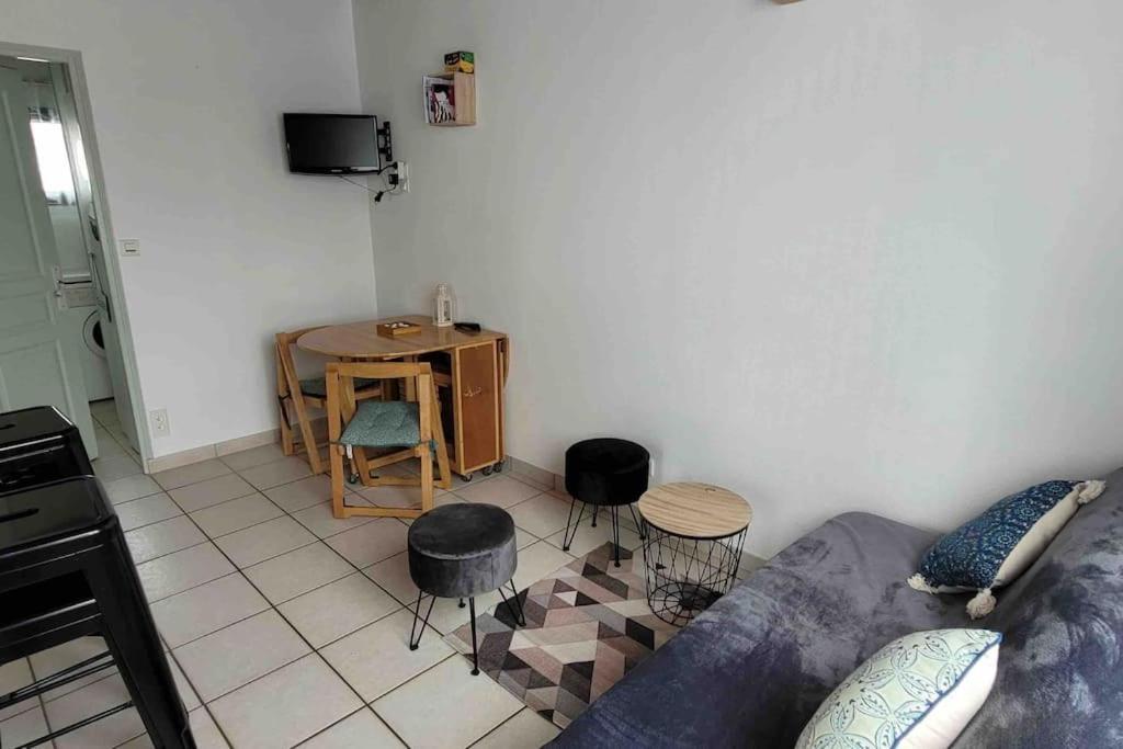Bord De Apartment *